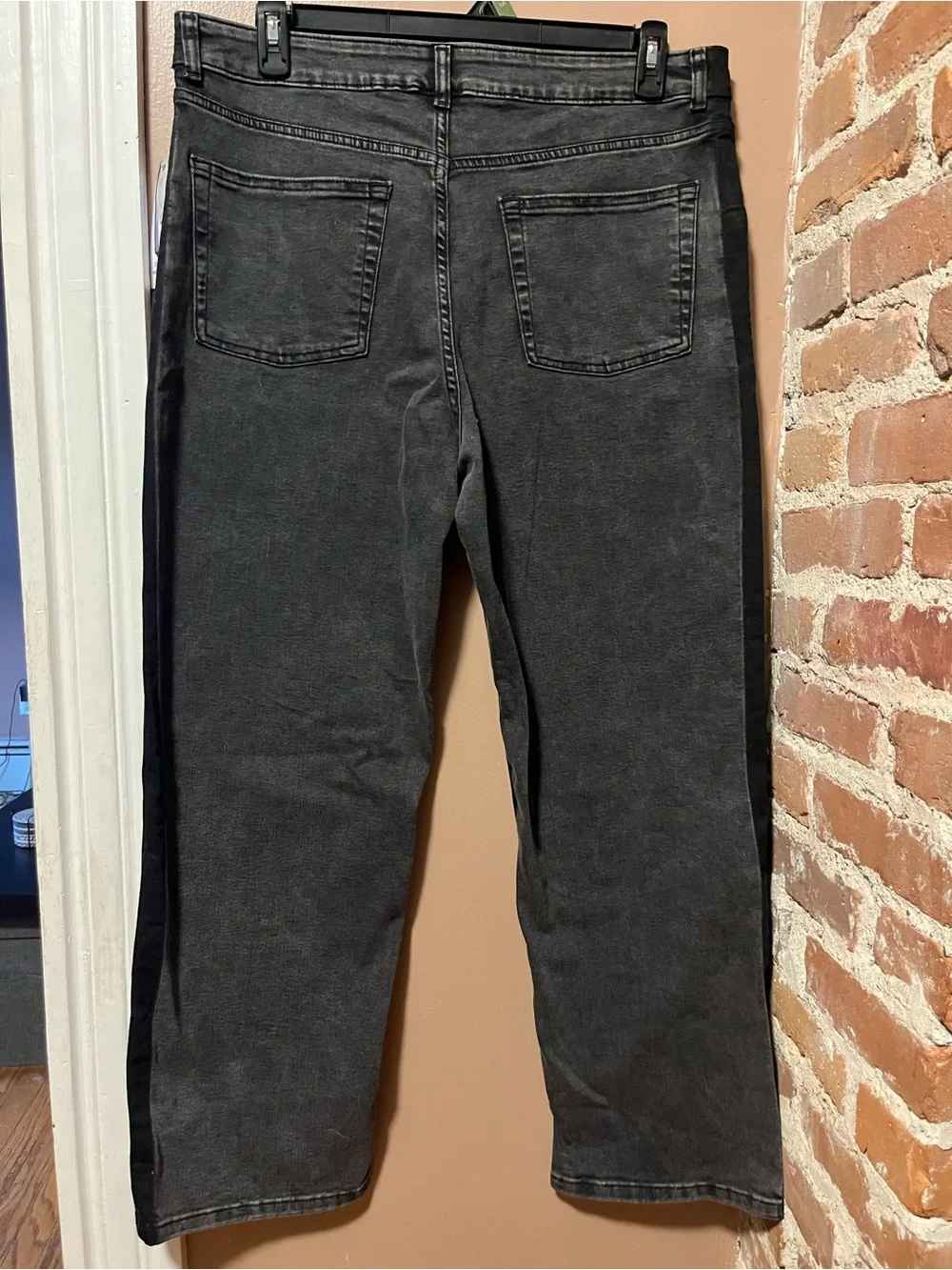 NWT Time & Tru High Rise Relaxed Straight Women’s Jeans Size 16